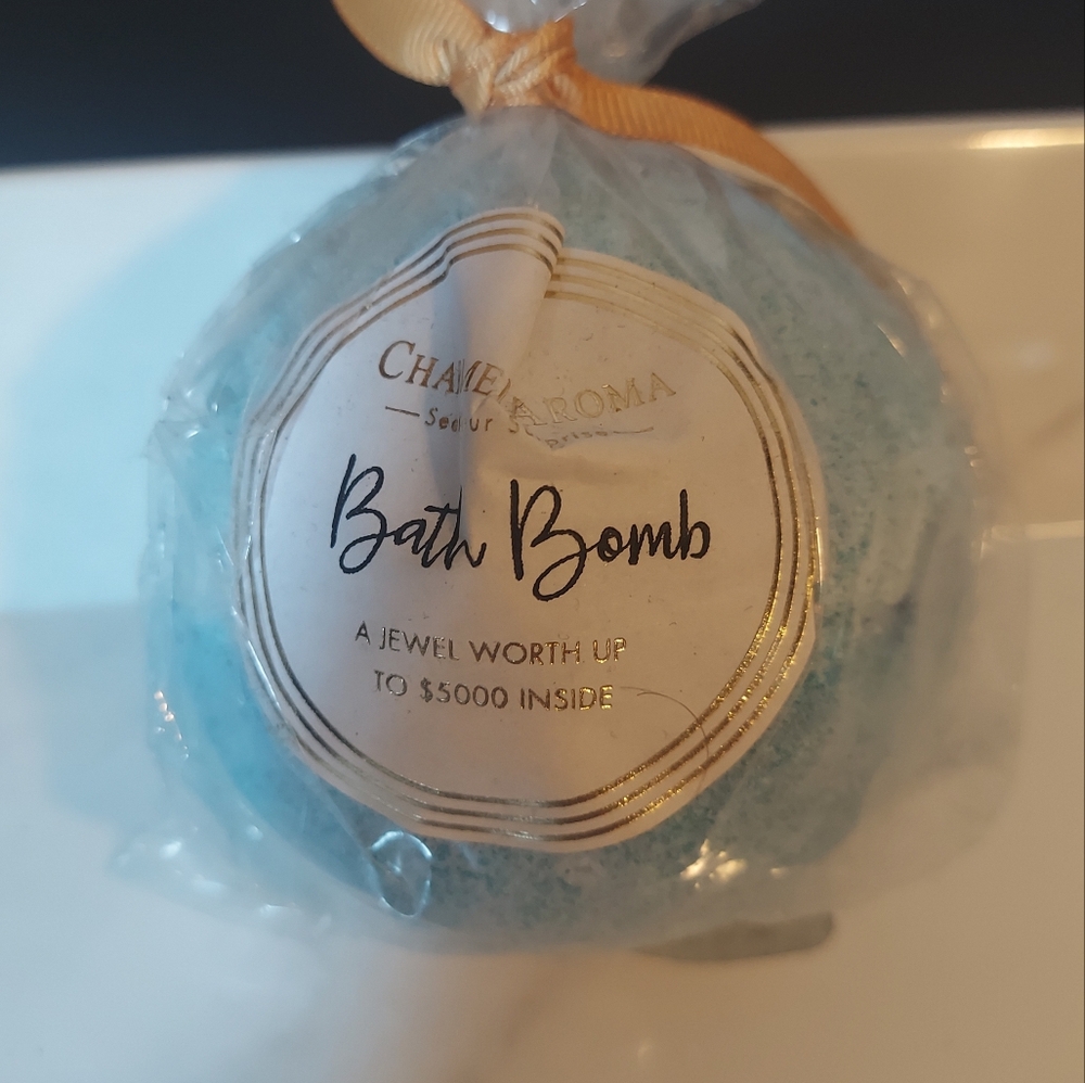 🆕️ Charmed Aroma Blue Bath Bomb - Picture 5 of 6
